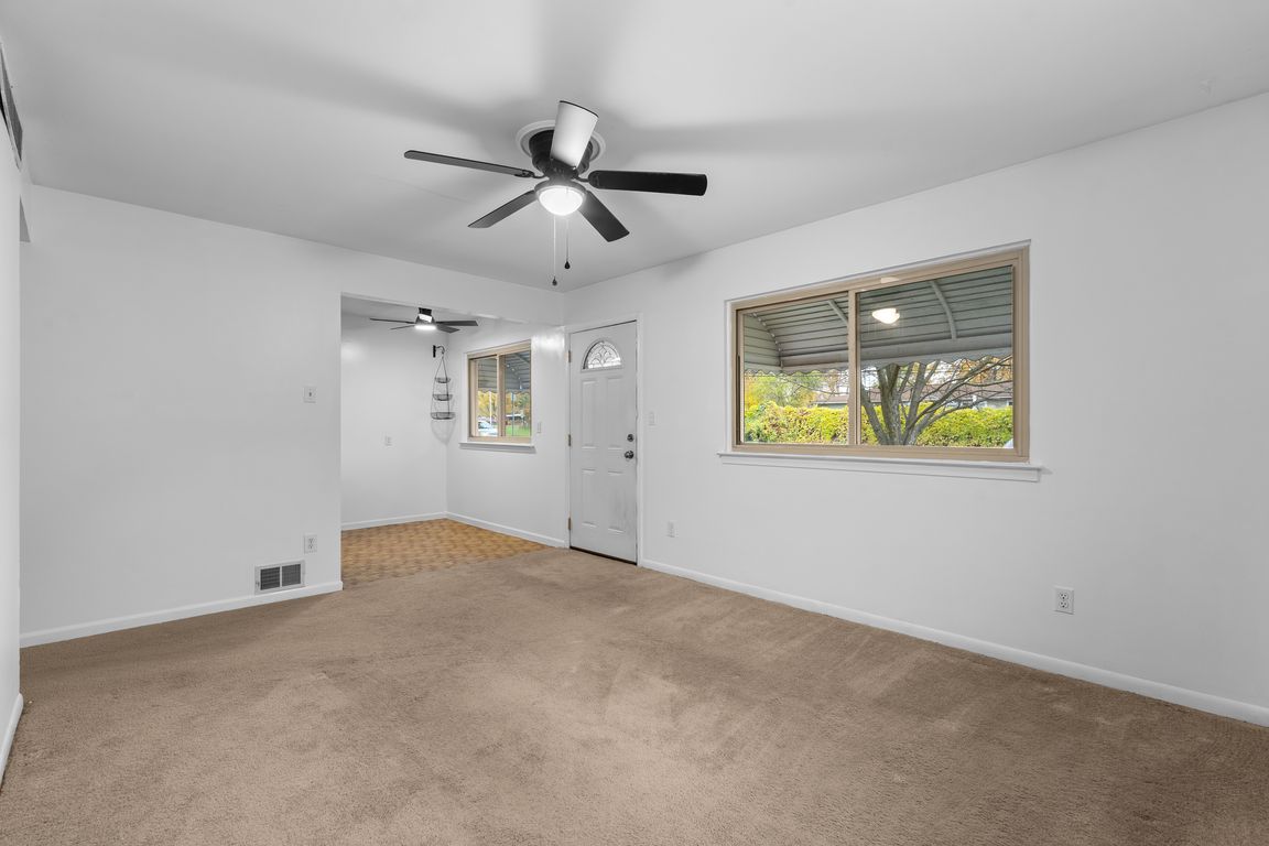 next background image