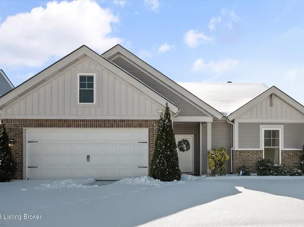 6412 Oak Village Dr, Louisville, KY 40228