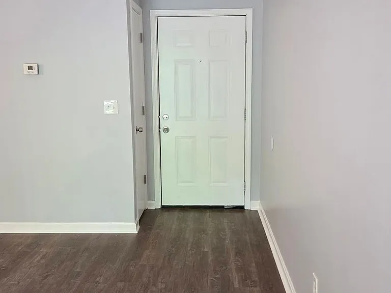 1590 Illinois Rd — Photo 2