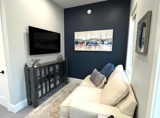 156 Oxford St #A, Portland, ME 04101