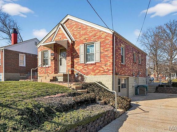 2nd image of 10027 Lackland Rd