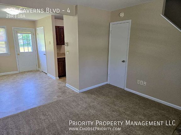 2nd image of 104 Caverns Blvd Unit 4