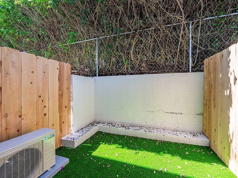 131 Diana St #1 — Photo 19