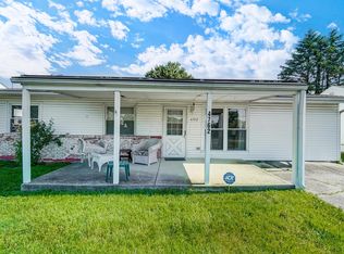 4762 Sullivant Ave, Columbus, OH 43228