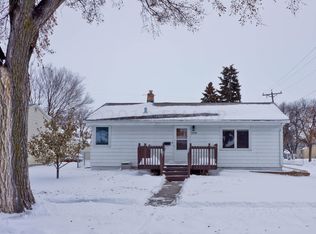 2014 11th Ave S, Fargo, ND 58103