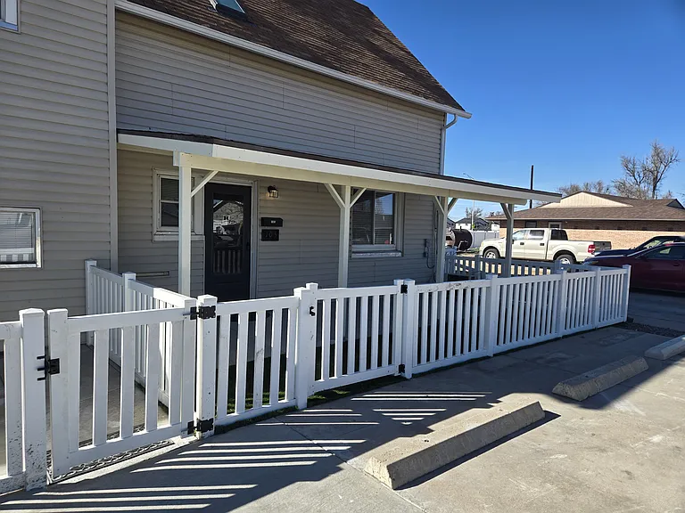 105 Elbow Ct — Photo 1