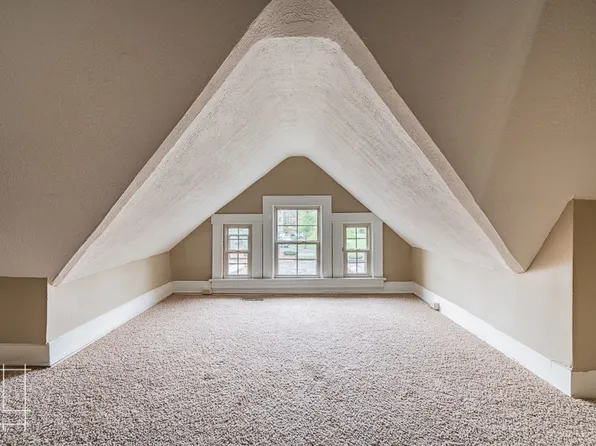 Neil House, 1489 E Broad St #11.5, Columbus, OH 43205