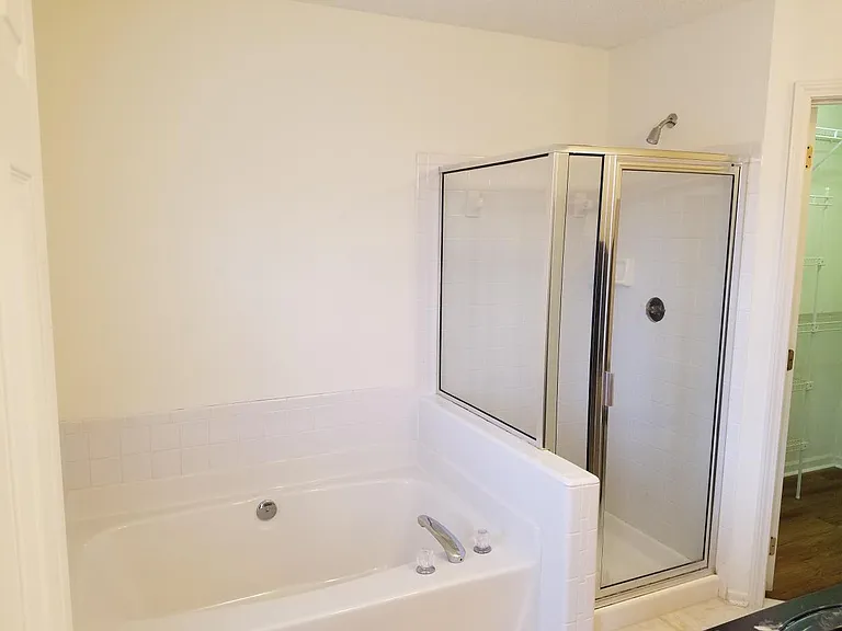 9025 Blueshot Ct — Photo 18
