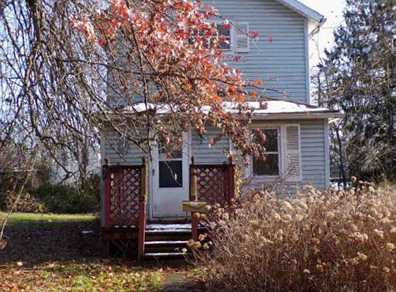 2nd image of 813 Belmont Ave