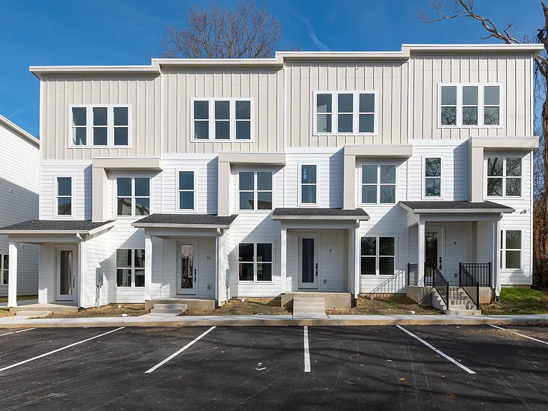 2607 Whites Creek Pike #9 — Photo 1