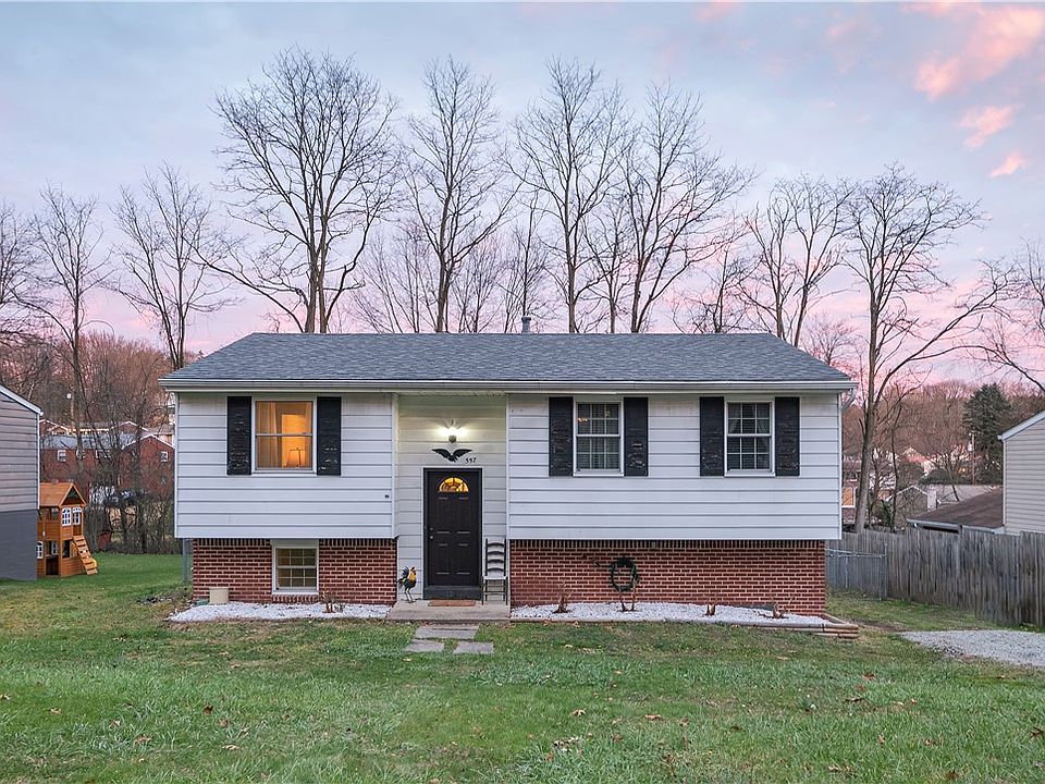 1st image of 557 Waterbury Dr