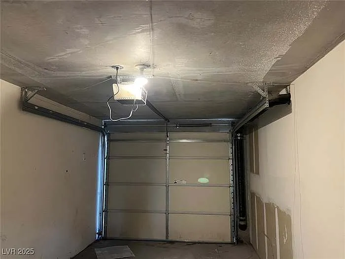 31 E Agate Ave #208 — Photo 28