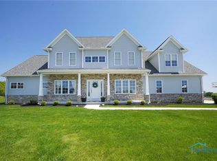 10366 Wheatfield Dr, Findlay, OH 45840