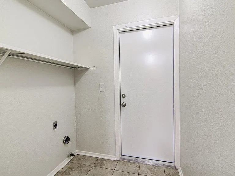 8202 W Gate Blvd #A — Photo 11