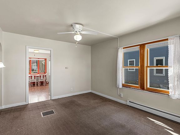 4th image of 717 N University Ave