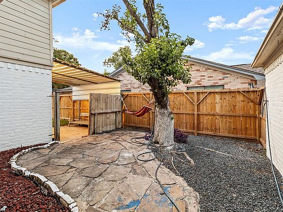 3rd image of 11511 Henley Drive