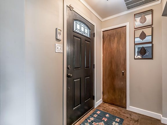 4th image of 4622 Wye Way Ln