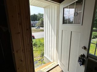 136A Dean Ave, Taunton, MA 02780