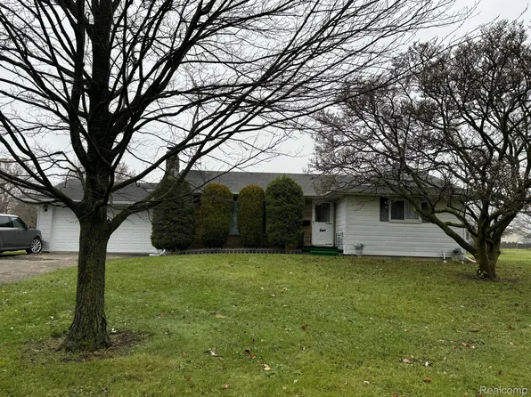 4428 Calkins Rd, Flint, MI 48532