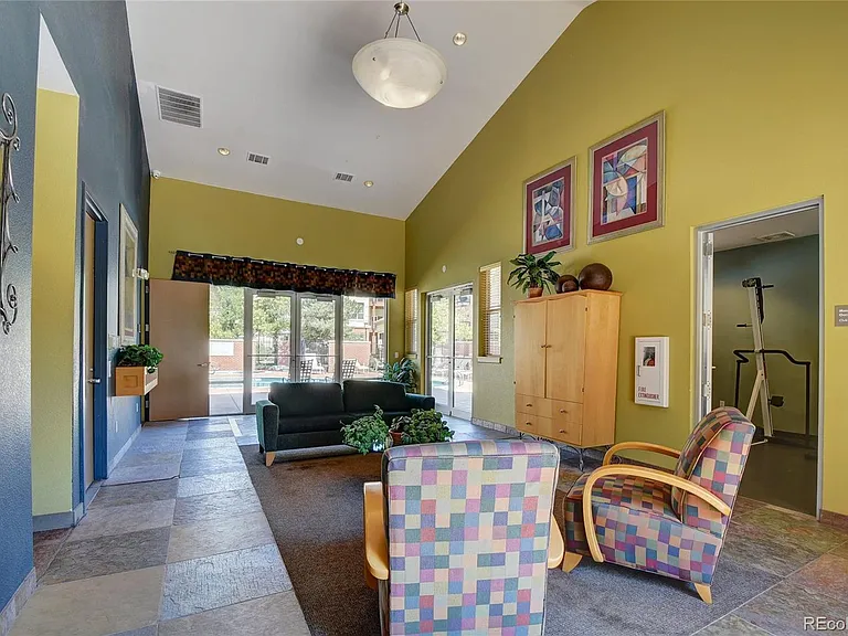 5677 Park Pl #205B — Photo 30