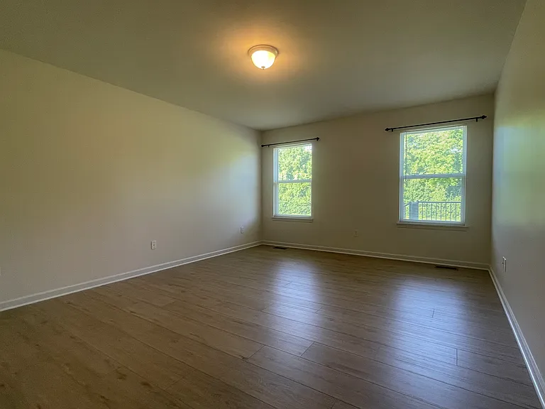 5526 Ashboro Dr — Photo 16