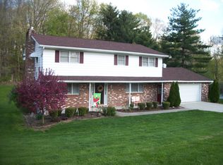 3023 Wheeling Rd NE, Lancaster, OH 43130