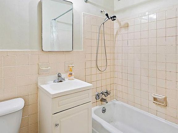 5th image of 448 Neptune Ave Unit 4C