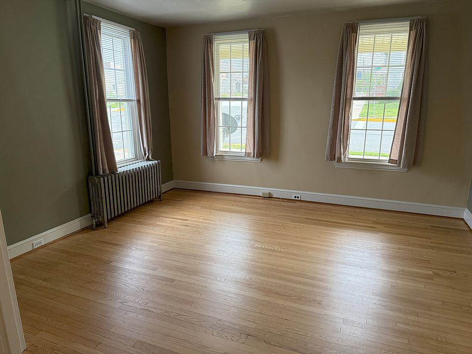 Living room.