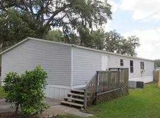 38207 Ruth Ave, Zephyrhills, FL 33540