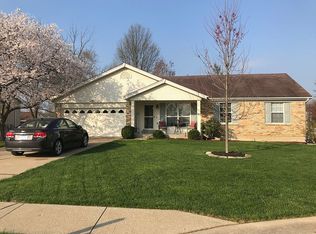 189 Rockaway Dr, O'Fallon, MO 63368