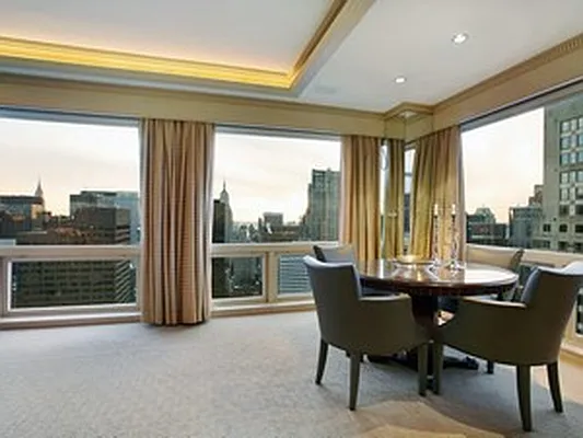 Rented by Corcoran | media 21