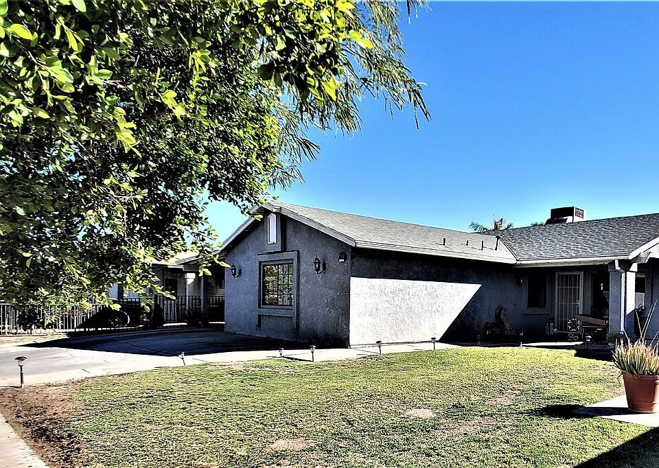 1st image of 233 Yucca Dr