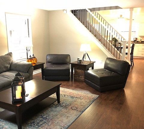 3rd image of 2914 Bonds Ave