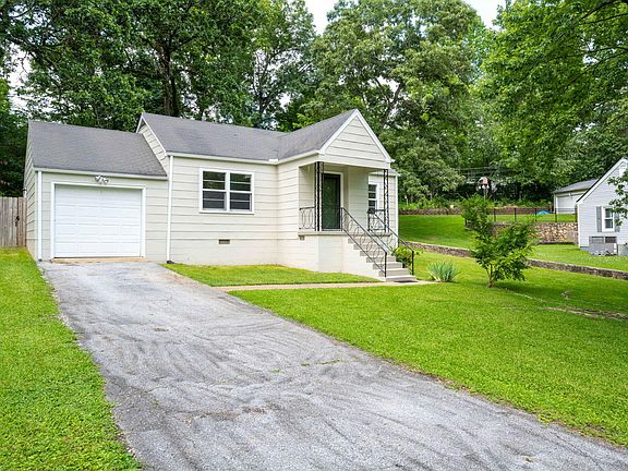2nd image of 729 Emory Dr