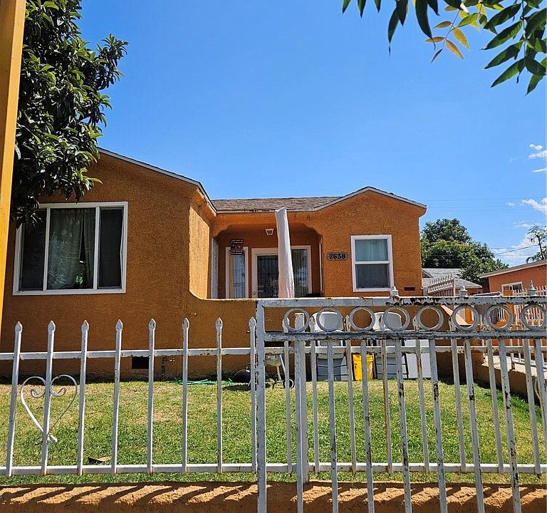 1st image of 2638 Iowa Ave