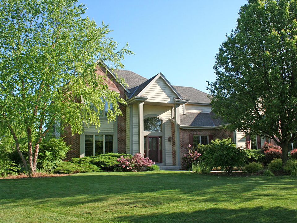 1st image of N43W33480 Glen View Ct