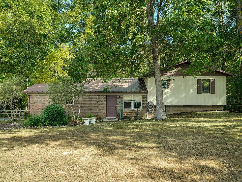 1st image of 337 Oak Hill Dr