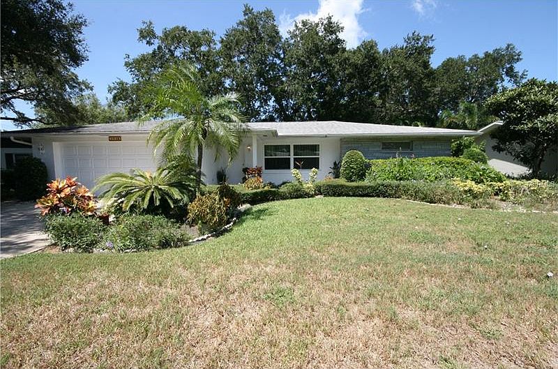 1st image of 1938 Fairway Cir E