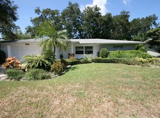 1938 Fairway Cir E, Dunedin, FL 34698
