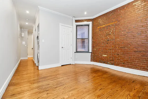 Rented by REAL New York | media 9