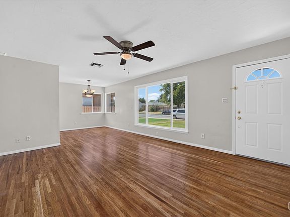 5th image of 204 Wetherley Dr