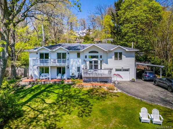 60 Bayview Drive, Huntington, NY 11743