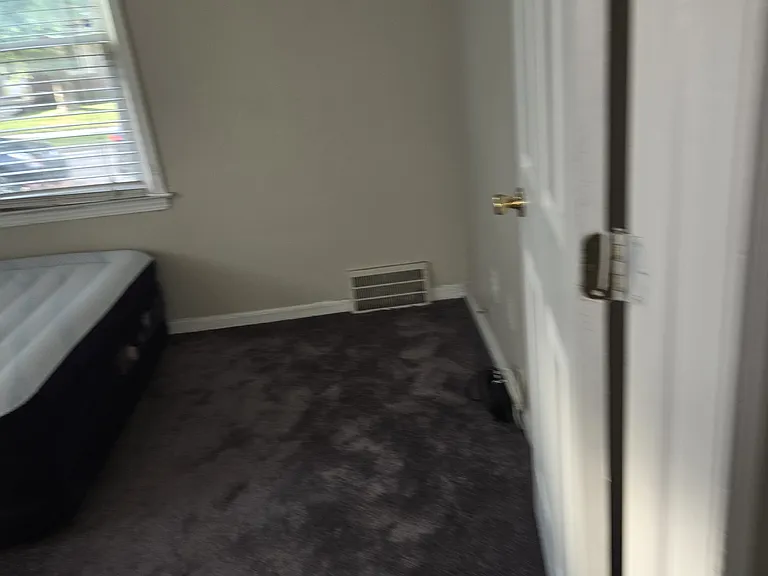 770 E Chesterfield St — Photo 24