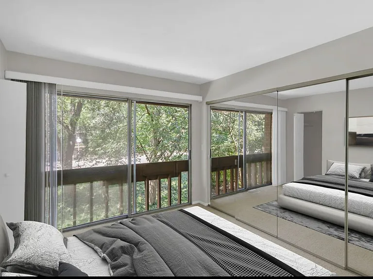 5913 Meadow Dr — Photo 10