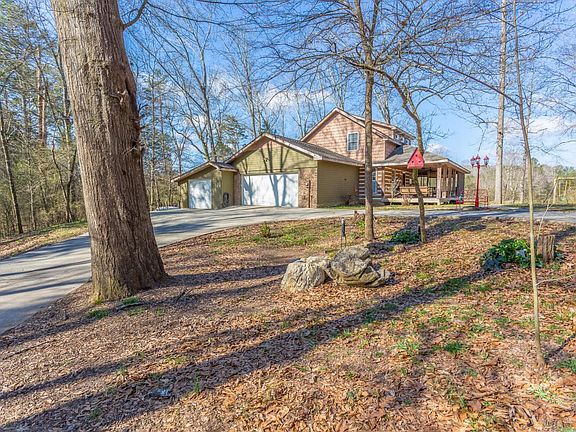 121 Hunter Drive -24