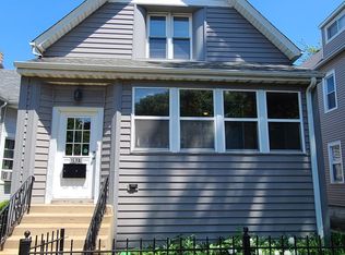 2837 N Spaulding Ave #2, Chicago, IL 60618