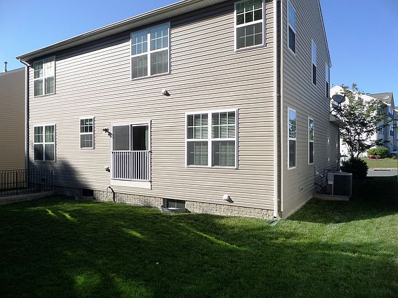 3rd image of 21365 Lookout Dr