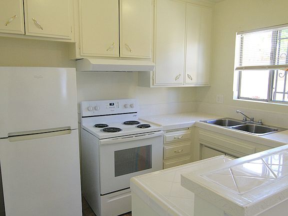 3rd image of 2614 S Garth Ave