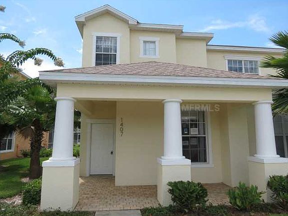 2nd image of 1407 Retreat Cir