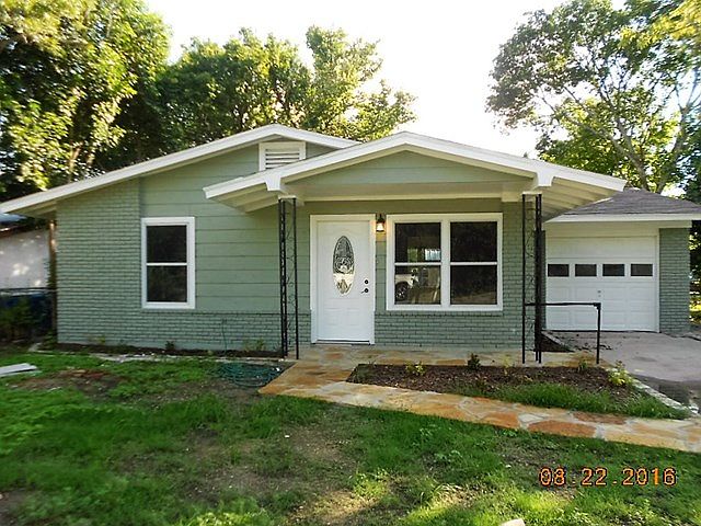 1st image of 403 Josephine St